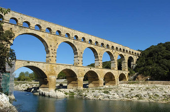 L'intérieur de la canalisation du pont du Gard